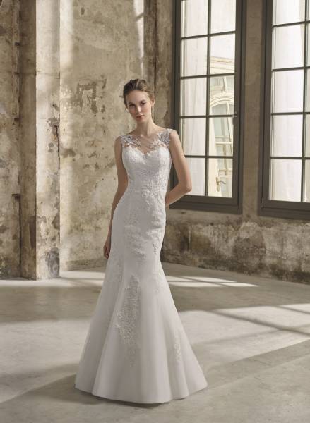 acheter une robe de mariée fourreau proche Lisieux