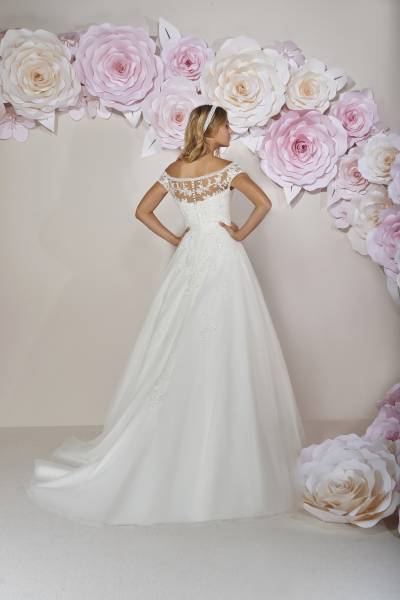 trouver une robe de mariée à proximité de Le Havre