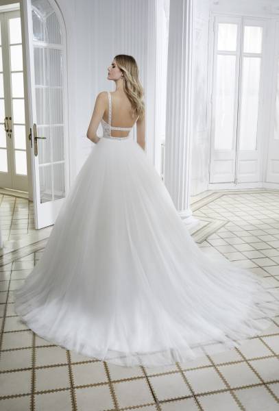 achetez une robe de mariée divina sposa dos original en centre ville de Le Havre